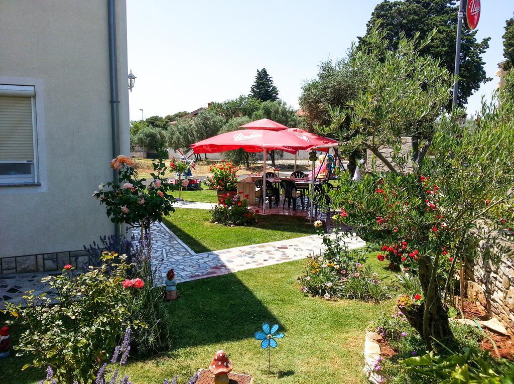 Guest House Croatia Fažana Exterior foto